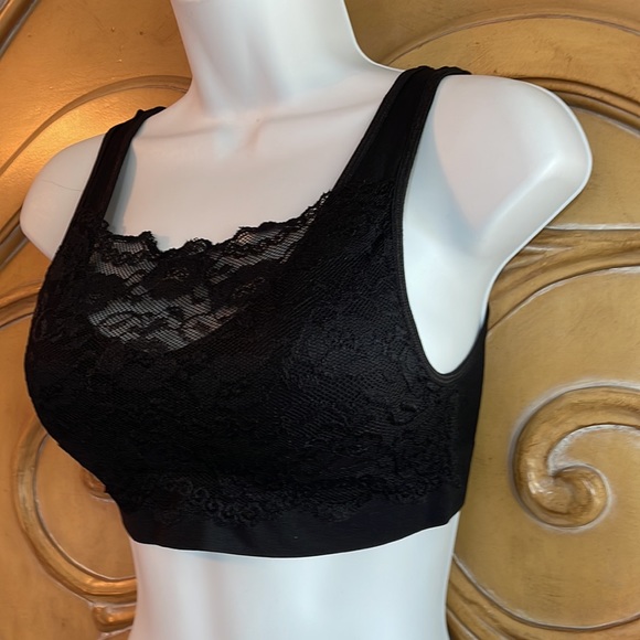 Lace Inset Bralette - Picture 2 of 8